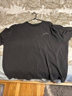 youngla tee